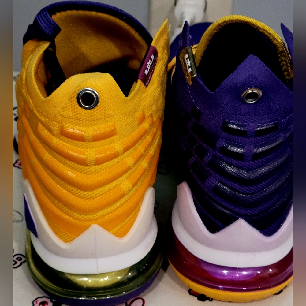 "LAKERS "Lebron VXII LMTD EP - Picture 5 of 10